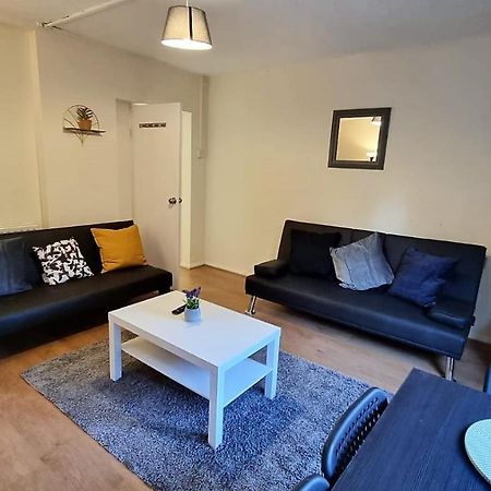 2 Bedroom Apartment In Kennington Londra Dış mekan fotoğraf