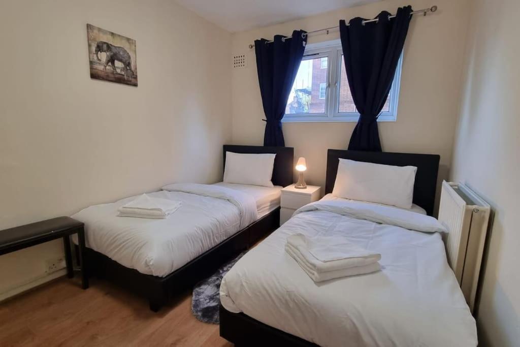 2 Bedroom Apartment In Kennington Londra Dış mekan fotoğraf