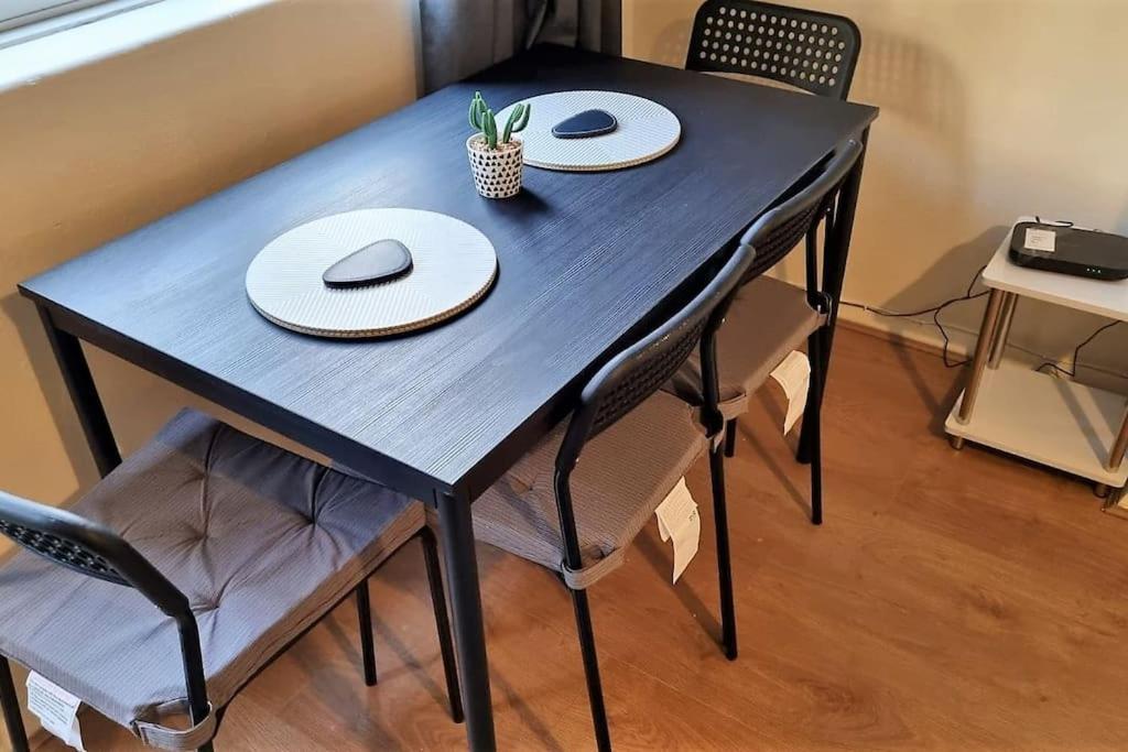 2 Bedroom Apartment In Kennington Londra Dış mekan fotoğraf